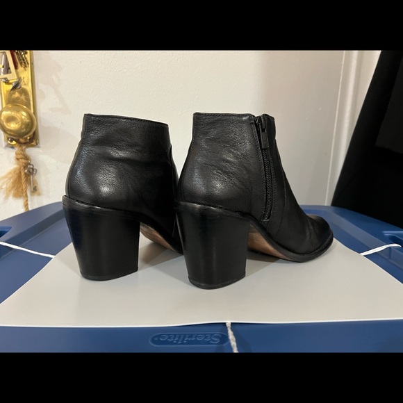 Loeffler Randall, Ella bootie, black ankle boot, 7.5 - Picture 4 of 11